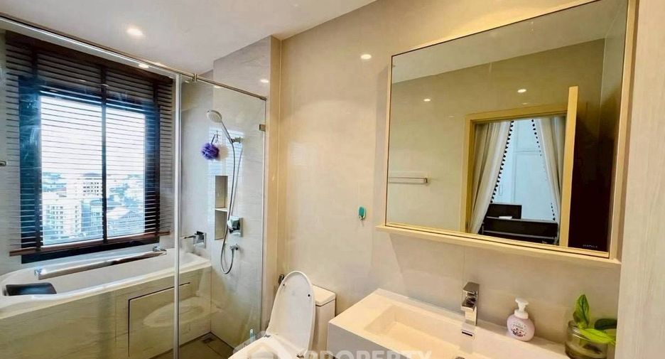 For rent 2 bedrooms condo in Watthana, Bangkok