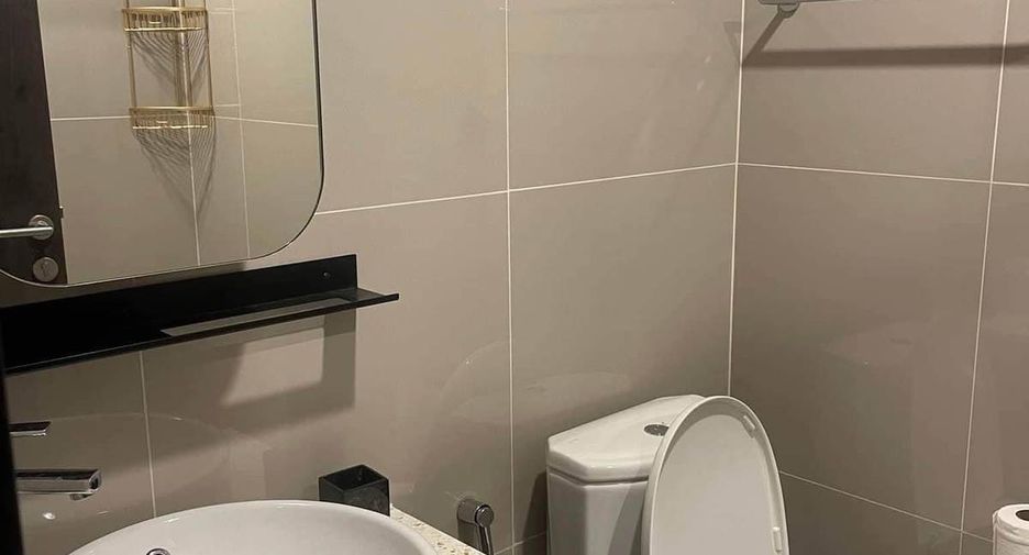 Wohnung zur Miete mit 1 Zimmer in Huai Khwang, Bangkok