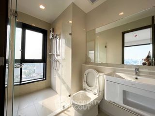 For rent 2 bedrooms condo in Chatuchak, Bangkok