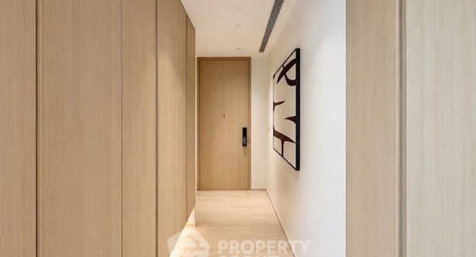 For rent 3 bedrooms condo in Sathon, Bangkok