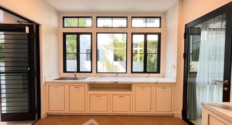ให้เช่า 5 ห้องนอน บ้านเดี่ยว ใน สะพานสูง, กรุงเทพฯ