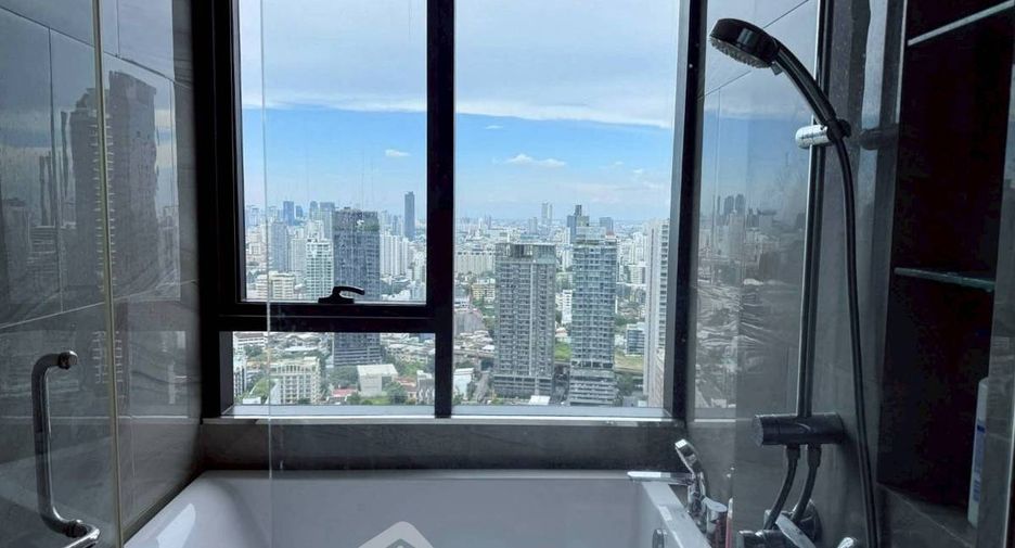 For rent 1 bed condo in Khlong Toei, Bangkok