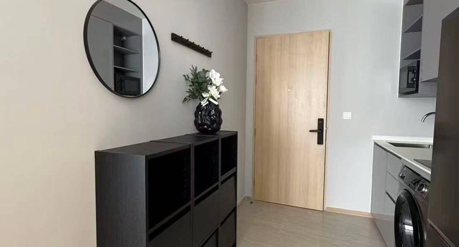 For rent 2 bedrooms condo in Bang Na, Bangkok