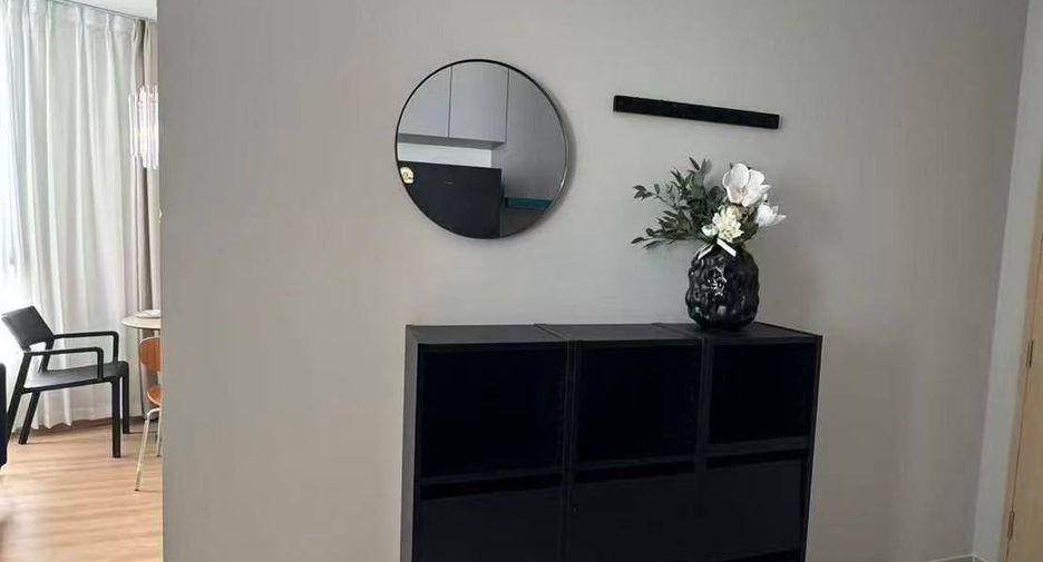 For rent 2 bedrooms condo in Bang Na, Bangkok