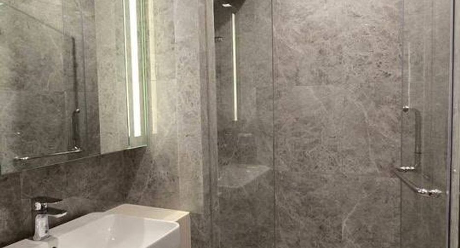 For rent 1 bed condo in Phaya Thai, Bangkok