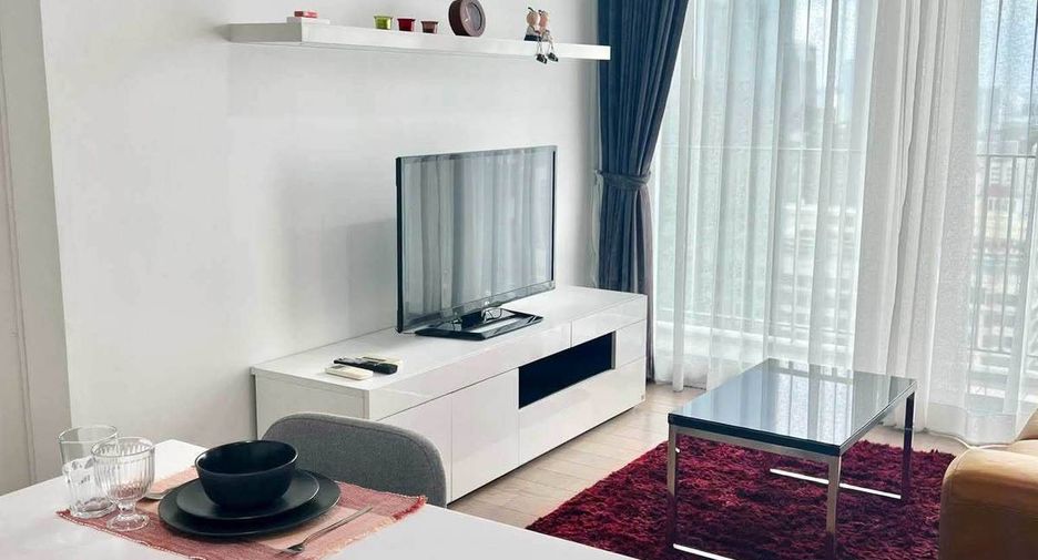 For rent 1 bed condo in Pathum Wan, Bangkok