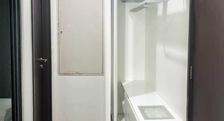 For rent 1 bed condo in Pathum Wan, Bangkok