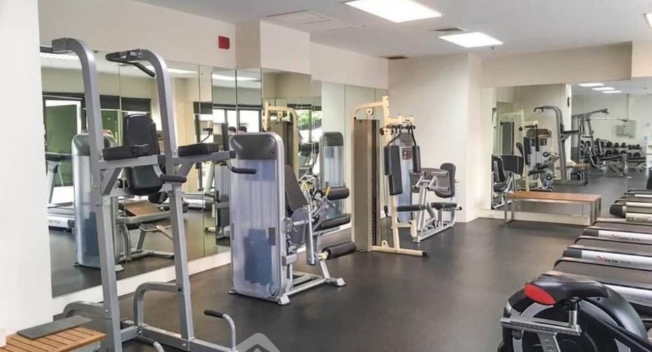For rent 1 bed condo in Watthana, Bangkok