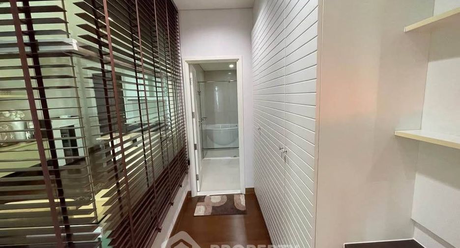 For rent 1 bed condo in Watthana, Bangkok