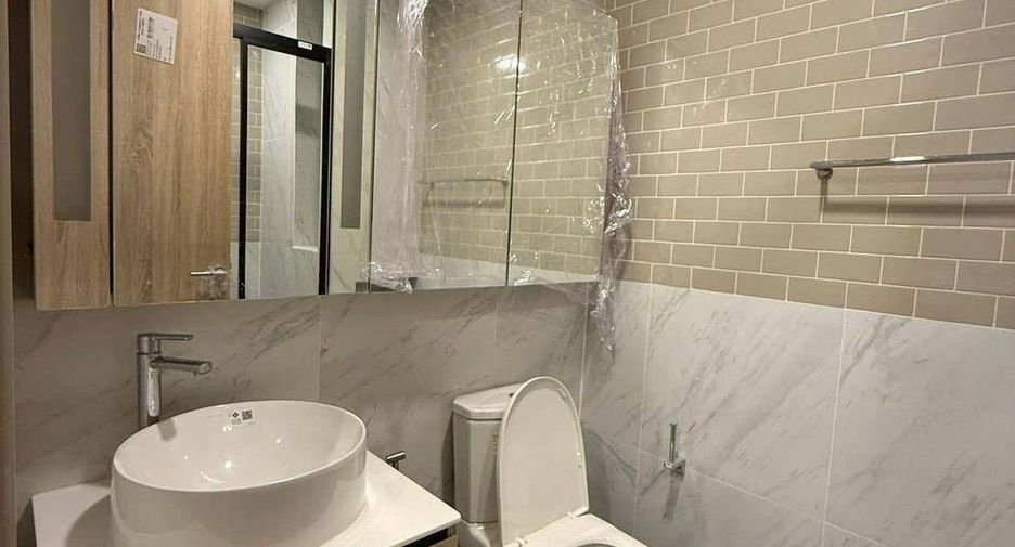 For rent 1 bed condo in Ratchathewi, Bangkok