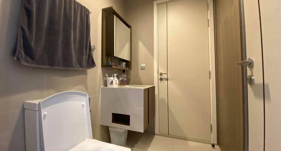 For rent 1 bed condo in Phaya Thai, Bangkok