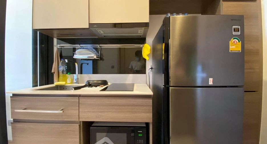 For rent 1 bed condo in Phaya Thai, Bangkok