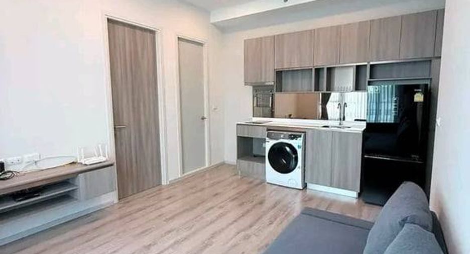 For rent 2 bedrooms condo in Bang Kapi, Bangkok