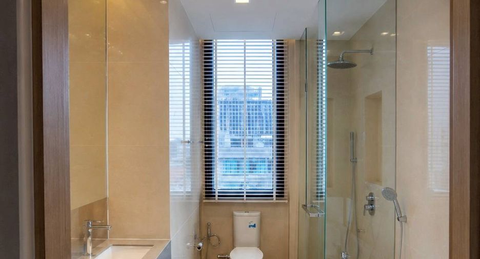 For rent 2 bedrooms condo in Watthana, Bangkok
