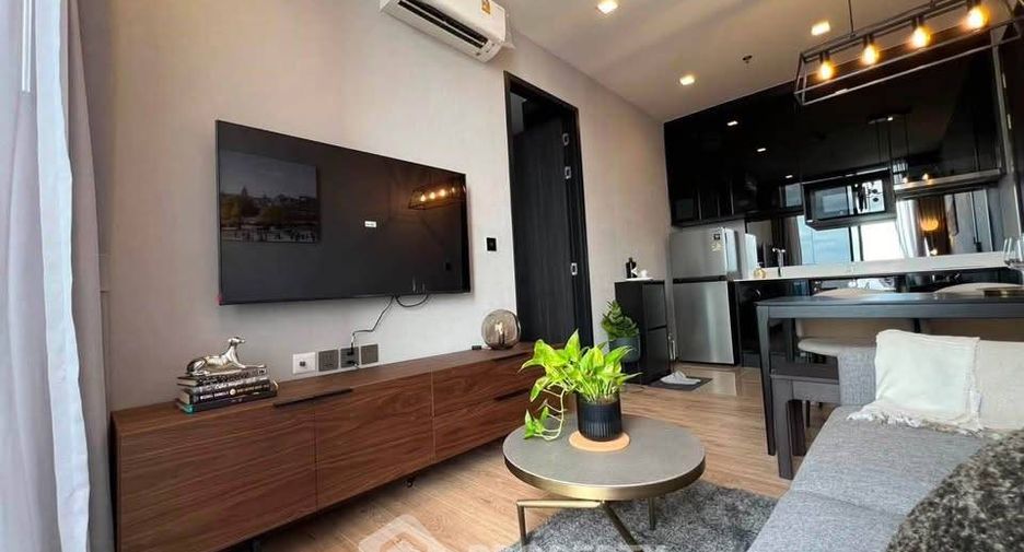 For rent 1 bed condo in Phaya Thai, Bangkok