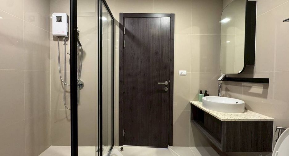 Wohnung zur Miete mit 1 Zimmer in Huai Khwang, Bangkok