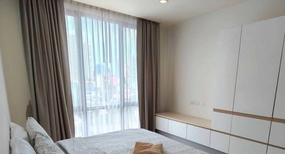 For rent 2 bedrooms apartment in Watthana, Bangkok