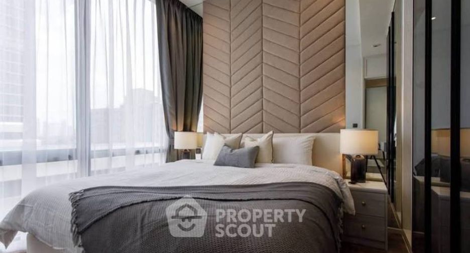 For rent 2 bedrooms condo in Pathum Wan, Bangkok