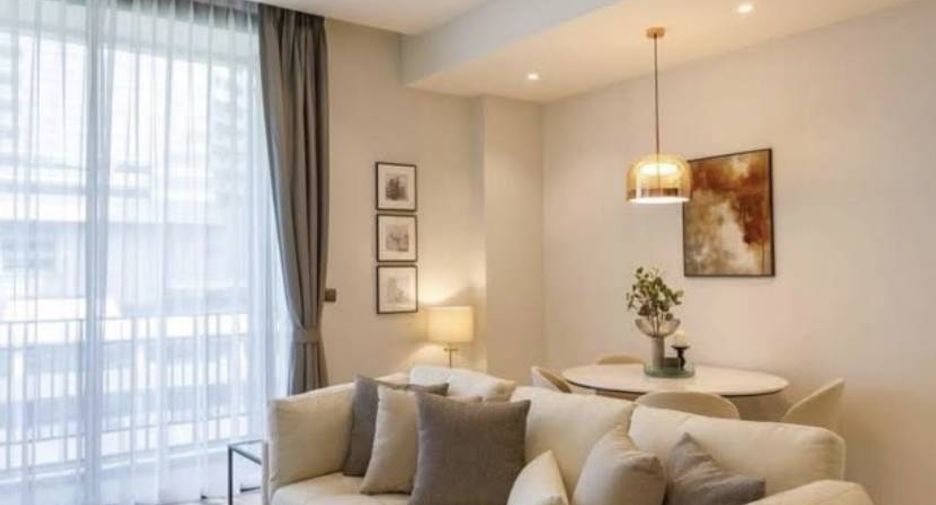 For rent 2 bedrooms condo in Pathum Wan, Bangkok