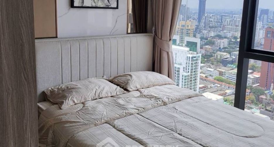 À louer 2 chambres condo à Khlong Toei, Bangkok
