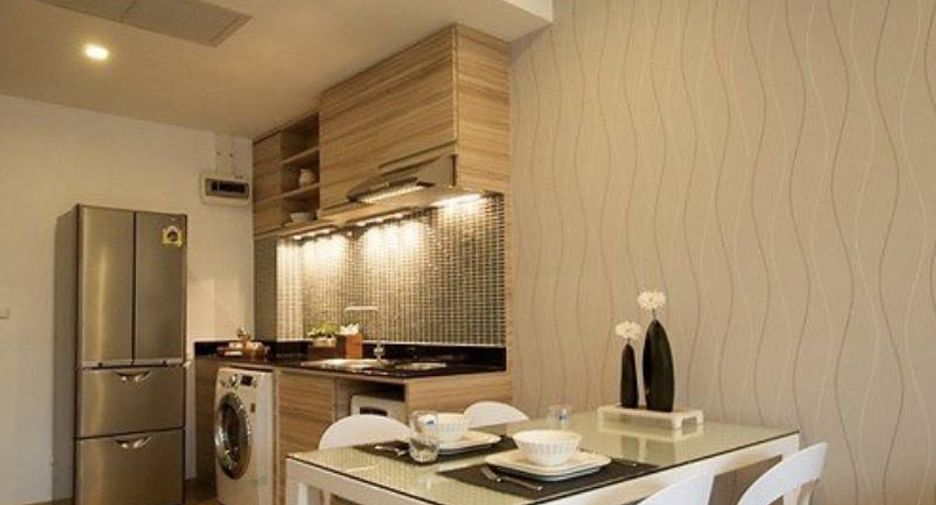 Condo en alquiler de 1 habitaciones en Khlong Toei, Bangkok