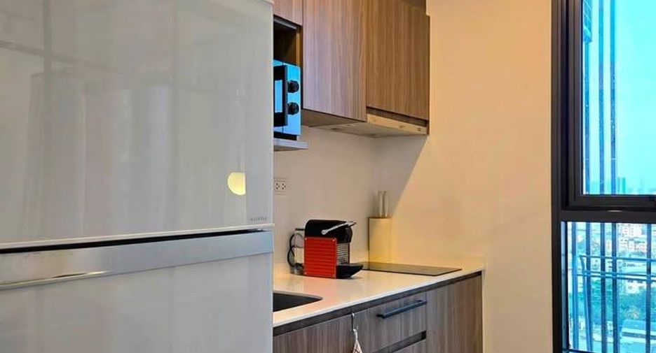 For rent 2 bedrooms condo in Phasi Charoen, Bangkok