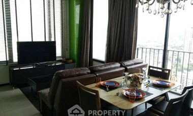For rent 2 bedrooms condo in Khlong Toei, Bangkok