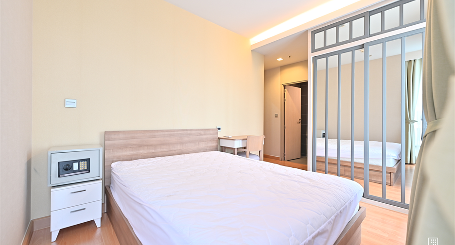 À louer 2 chambres condo à Watthana, Bangkok