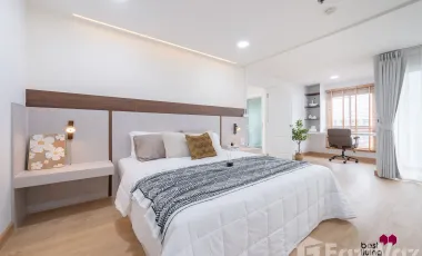 For sale 1 bed condo in Bang Na, Bangkok