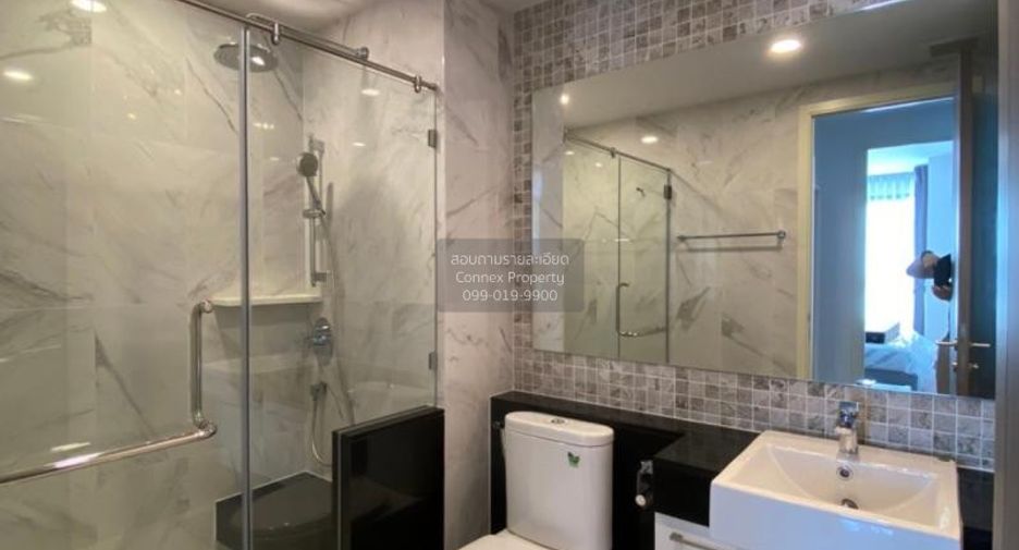 For rent 2 bedrooms condo in Khlong San, Bangkok