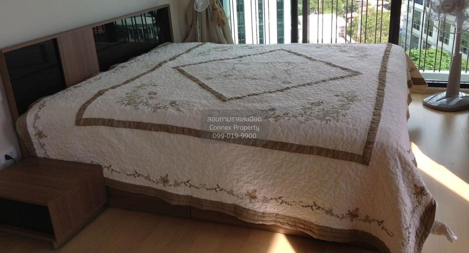 For rent 2 bedrooms condo in Phaya Thai, Bangkok