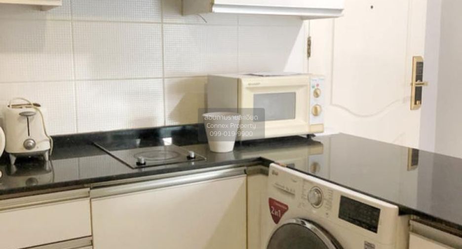 For rent 2 bedrooms condo in Phaya Thai, Bangkok