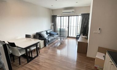 Condo en alquiler de 2 habitaciones en Phaya Thai, Bangkok