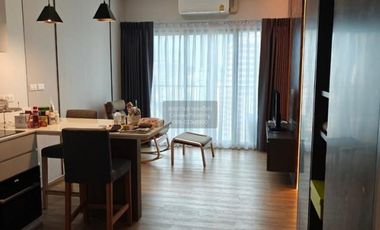 For rent 1 bed condo in Phaya Thai, Bangkok