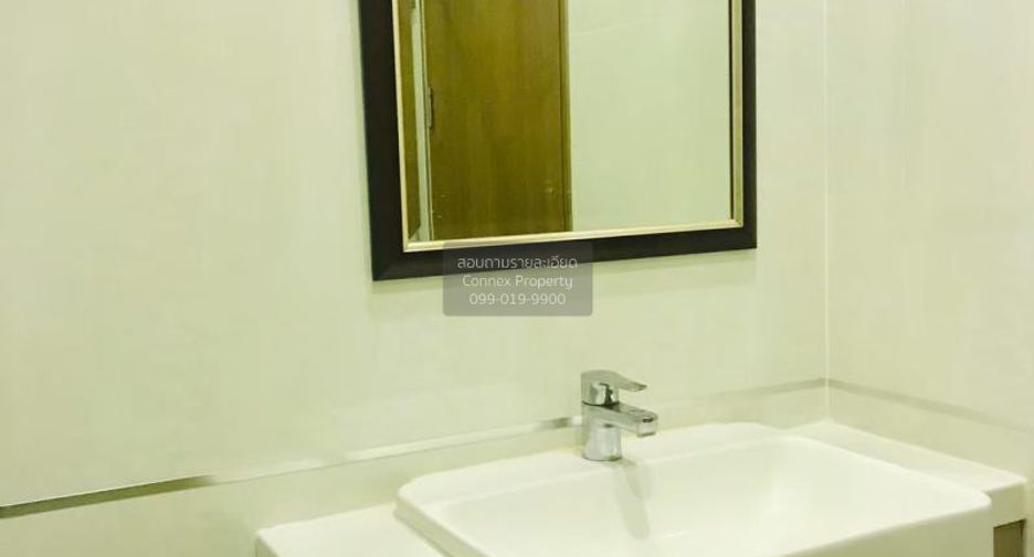 For rent 2 bedrooms condo in Ratchathewi, Bangkok