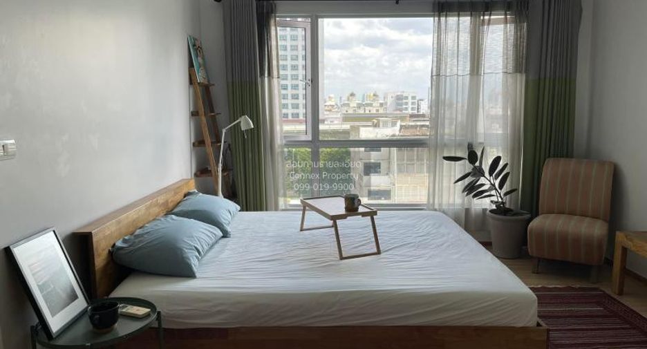 Condo en alquiler de 1 habitaciones en Khlong San, Bangkok