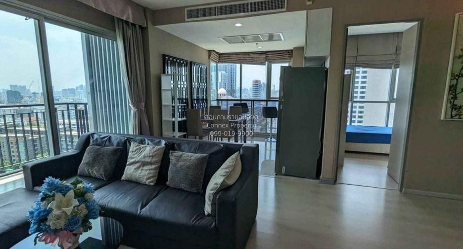 For rent 2 bedrooms condo in Huai Khwang, Bangkok
