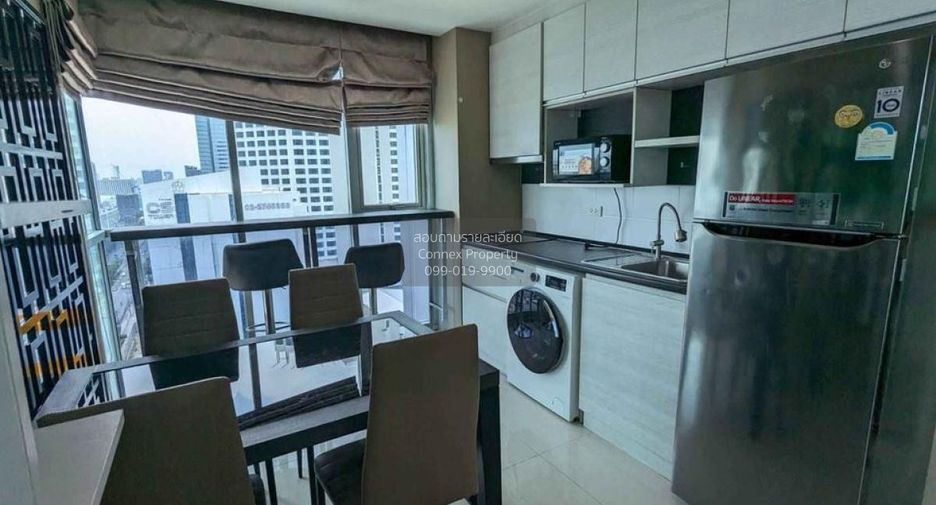 For rent 2 bedrooms condo in Huai Khwang, Bangkok