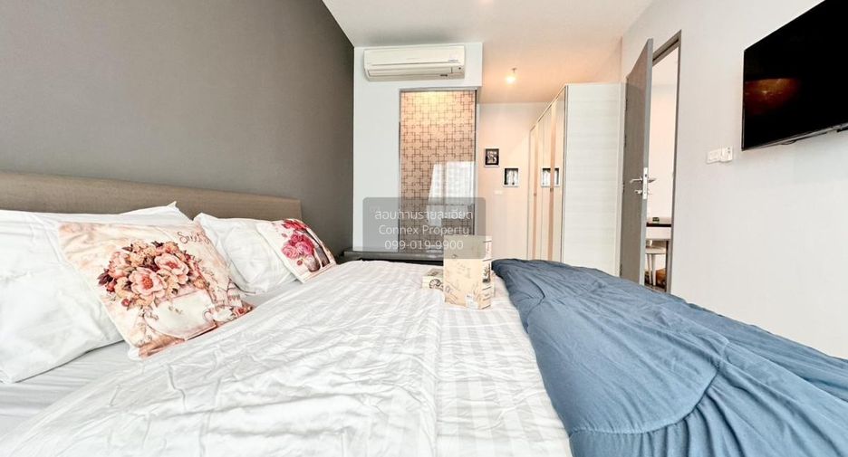 For rent 2 bedrooms condo in Huai Khwang, Bangkok