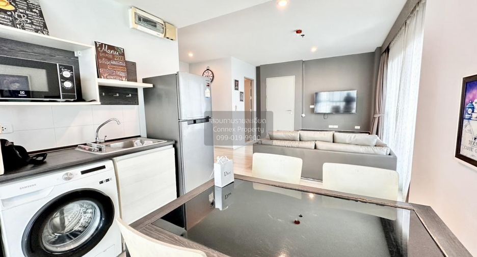 For rent 2 bedrooms condo in Huai Khwang, Bangkok