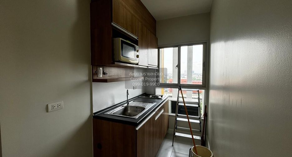 For rent 2 bedrooms condo in Thon Buri, Bangkok