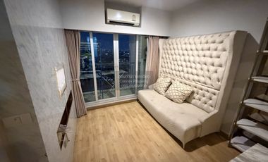 For rent 2 bedrooms condo in Thon Buri, Bangkok