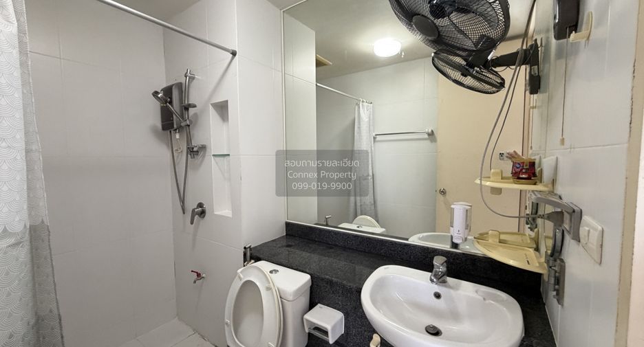 For rent 1 bed condo in Thon Buri, Bangkok
