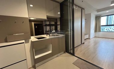 For rent 1 bed condo in Khlong San, Bangkok