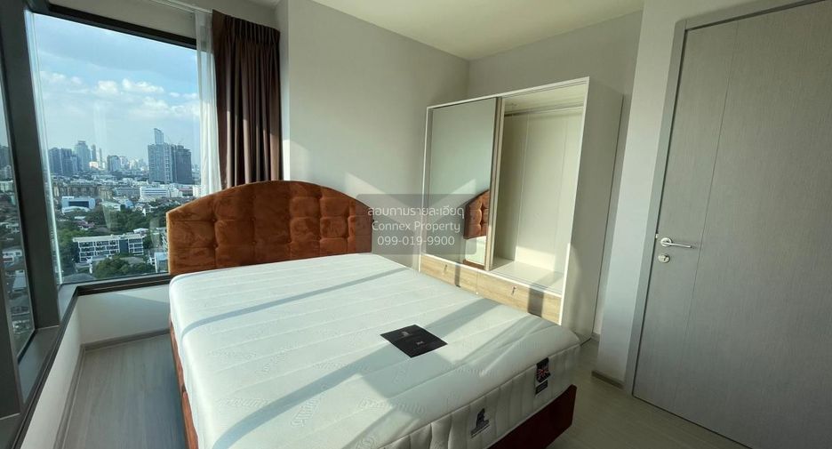 For rent 2 bedrooms condo in Phra Khanong, Bangkok