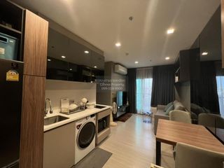For rent 2 bedrooms condo in Phra Khanong, Bangkok