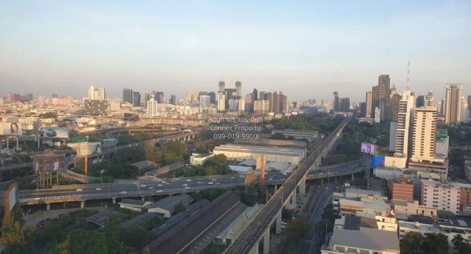 For rent 2 bedrooms condo in Ratchathewi, Bangkok