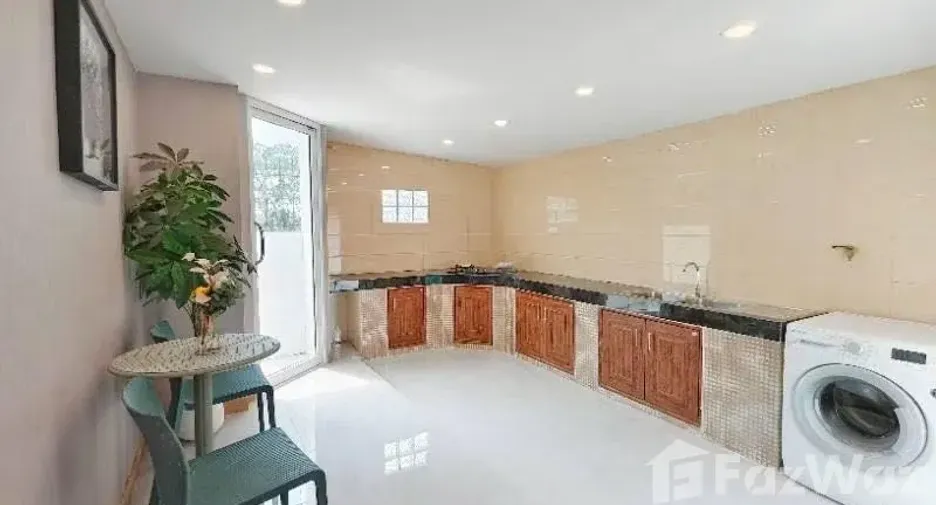 À vendre 4 chambres villa à Bang Lamung, Chonburi