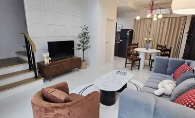 出租 3 卧室 独立屋 在 Saphan Sung, 曼谷