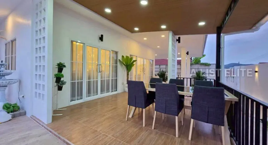 For sale 3 bedrooms house in Bang Saray, Pattaya